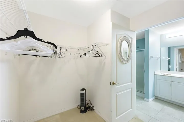 MASTER CLOSET