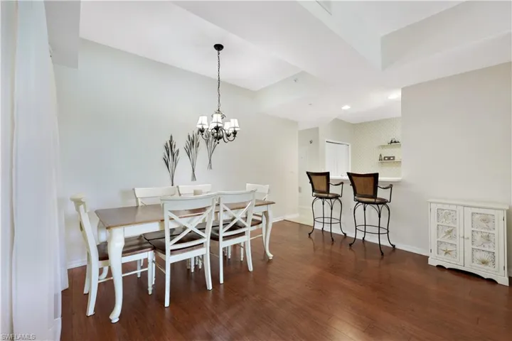 325 Dover Pl 103, Naples, Florida 34104