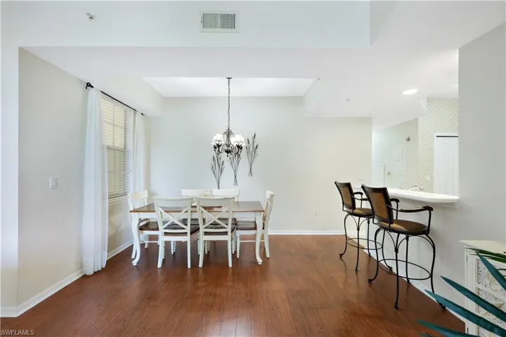 325 Dover Pl 103, Naples, Florida 34104