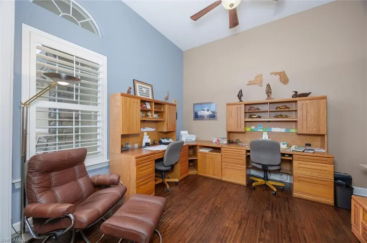 11205 Surrey Pl, Fort Myers, Florida 33913