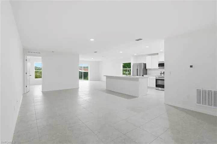 3418 20th St Sw, Lehigh Acres, Florida 33976
