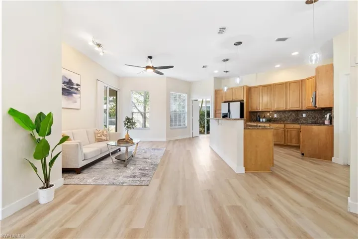 2662 Aft Ave, Naples, Florida 34109