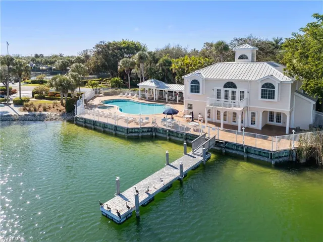 2662 Aft Ave, Naples, Florida 34109