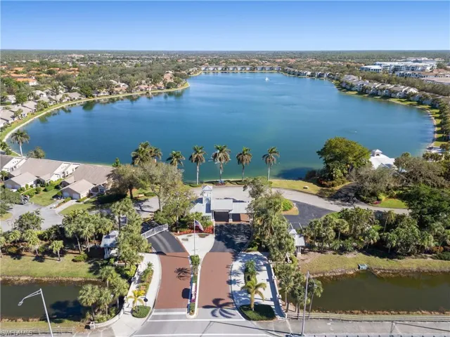 2662 Aft Ave, Naples, Florida 34109