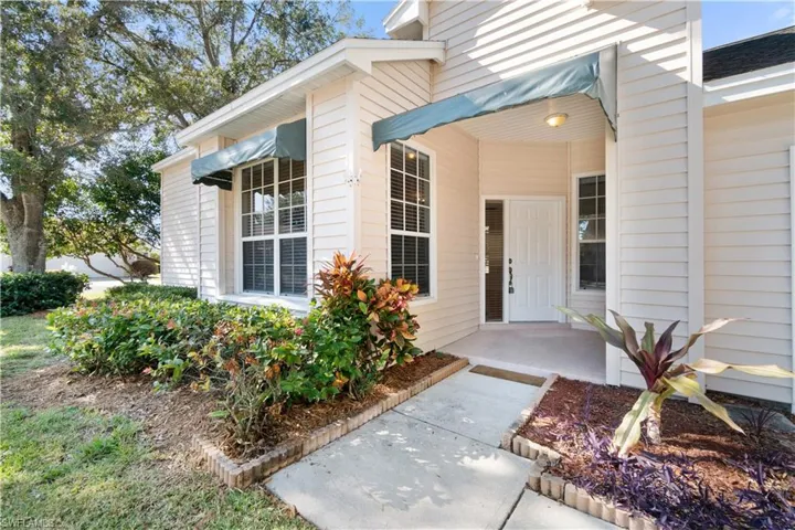 2662 Aft Ave, Naples, Florida 34109