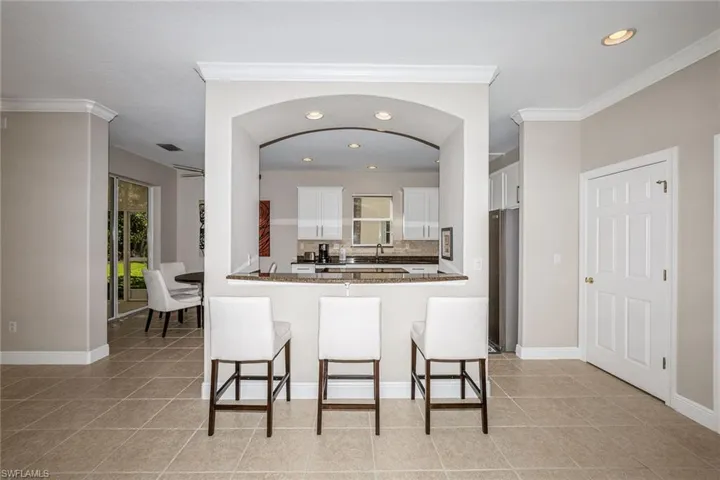 28648 San Lucas Ln 102, Bonita Springs, Florida 34135