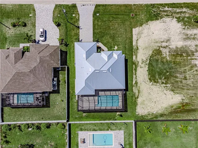 2209 NW 43rd AVE, CAPE CORAL FL 33993