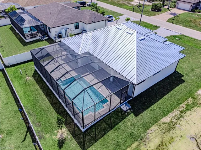2209 NW 43rd AVE, CAPE CORAL FL 33993