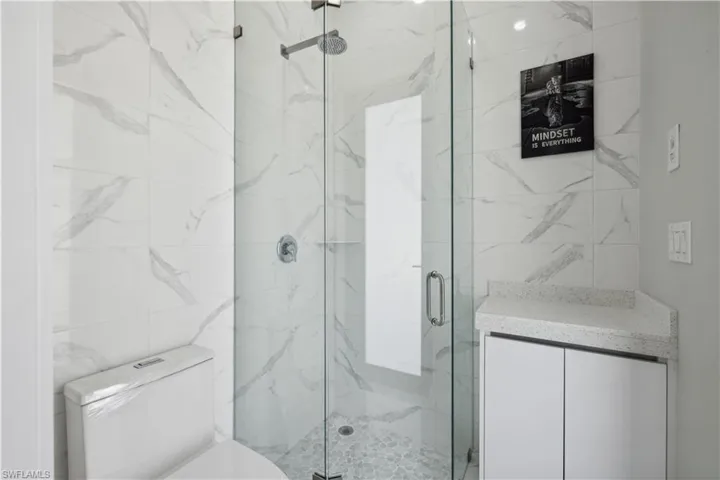2209 NW 43rd AVE, CAPE CORAL FL 33993