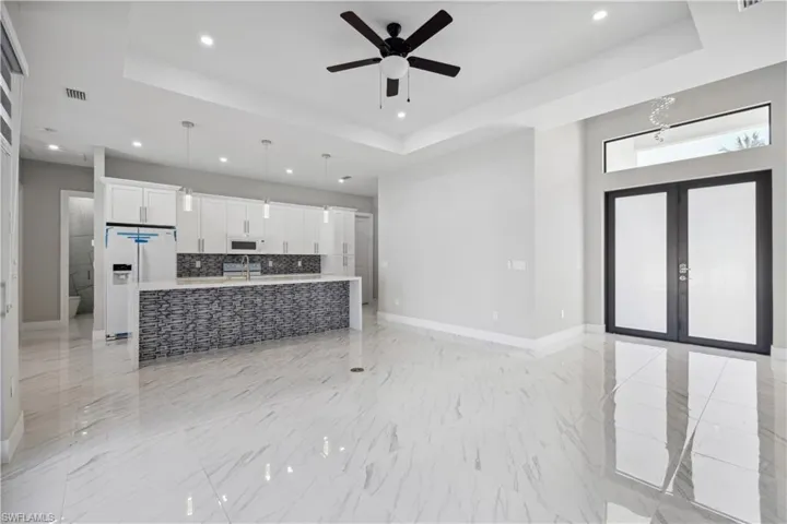 2209 NW 43rd AVE, CAPE CORAL FL 33993