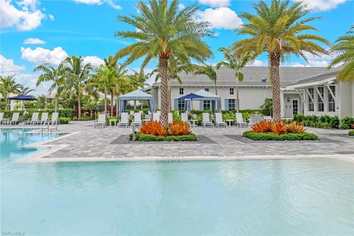 9048  Mayreau  WAY, Naples, FL 34114