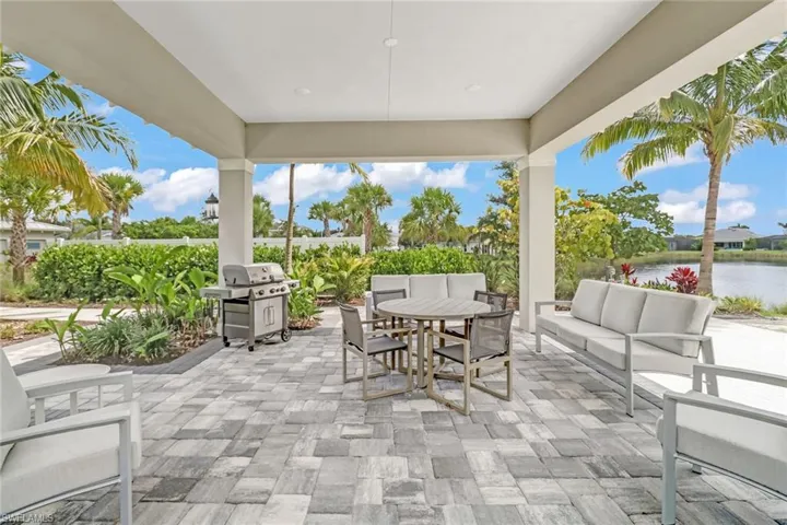 9048  Mayreau  WAY, Naples, FL 34114