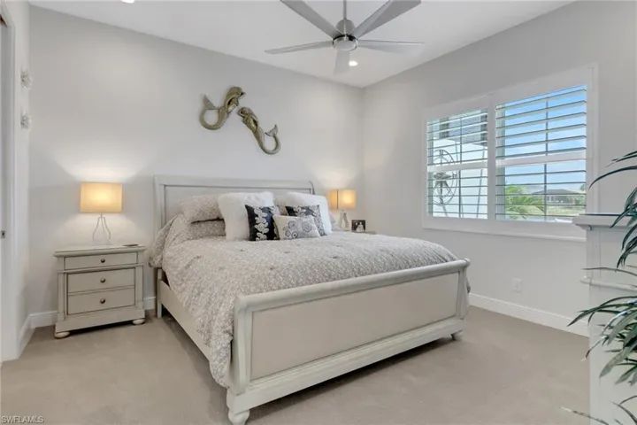 9048  Mayreau  WAY, Naples, FL 34114