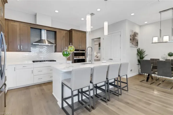 9048  Mayreau  WAY, Naples, FL 34114