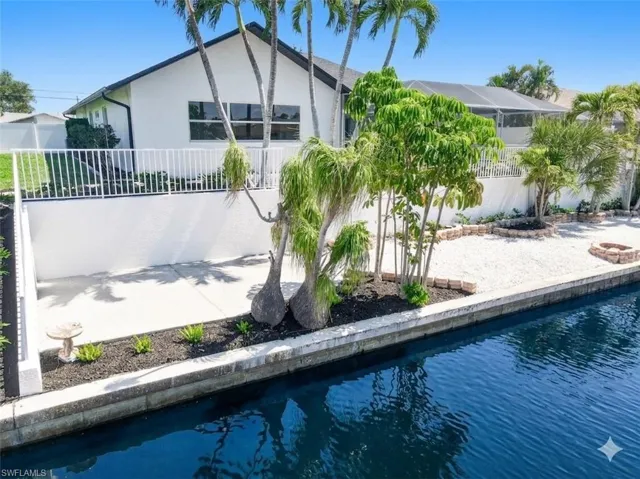 920 E Archer Pkwy, Cape Coral, Florida 33904