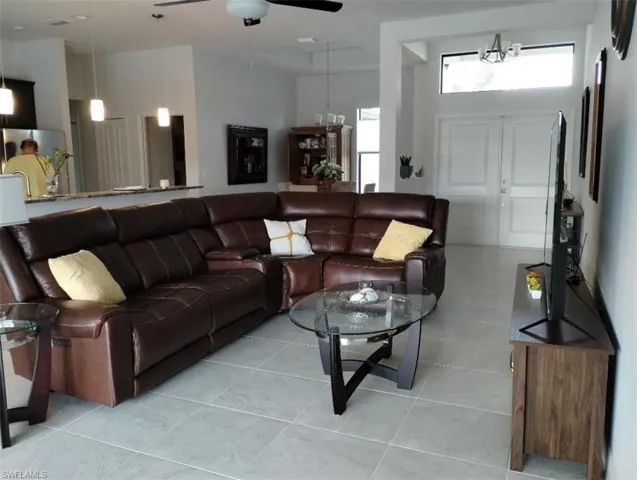 314 SE 15th  TER, Cape Coral, FL 33990
