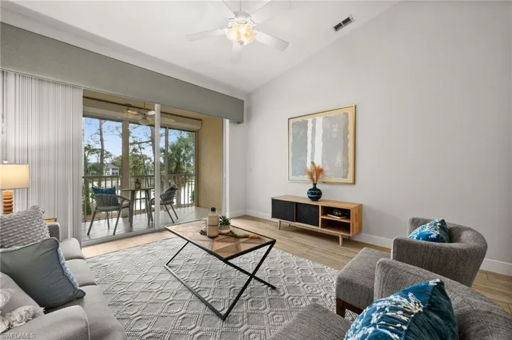 1240 Sarah Jean Cir # M204, Naples Fl 34110