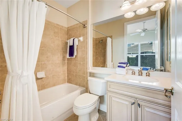 Ensuite to Guest #1