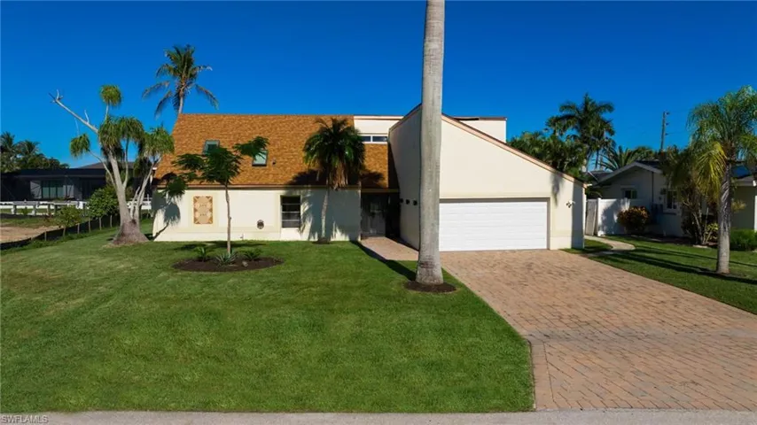 5271  Skylark  CT, Cape Coral, FL 33904