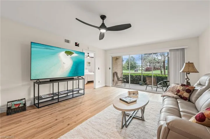 1051  Eastham  WAY, Naples, FL 34104