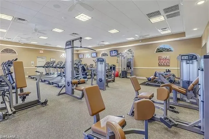 1051  Eastham  WAY, Naples, FL 34104