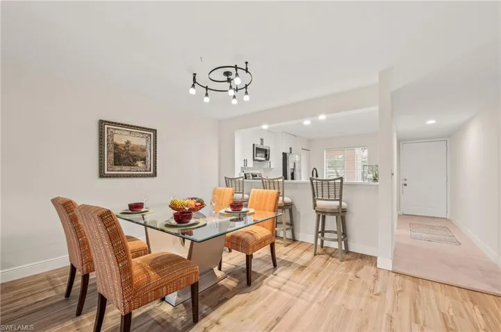 1051  Eastham  WAY, Naples, FL 34104