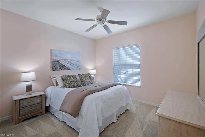 Light and bright Guest Bedroom