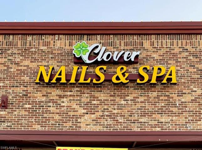 Nail Salon offering nail and lash services, another nail salon coming to Babcock SOON!
