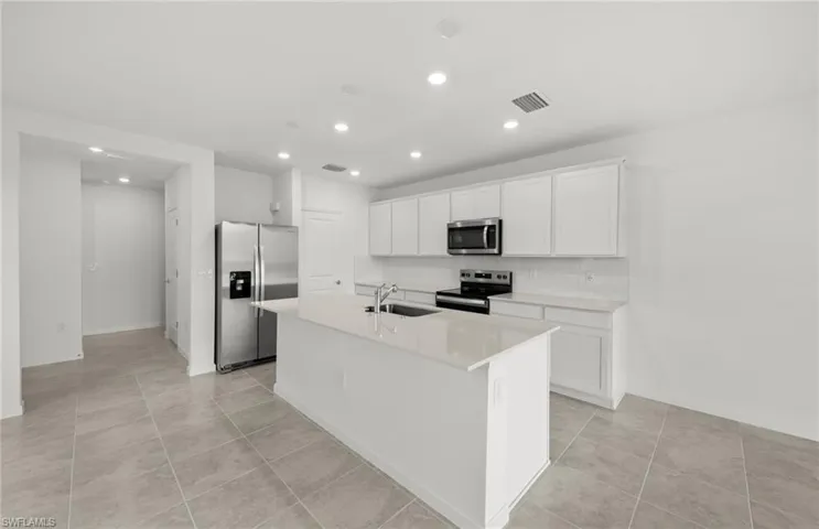 1671 Lake Jessup Cir, Cape Coral Fl 33909