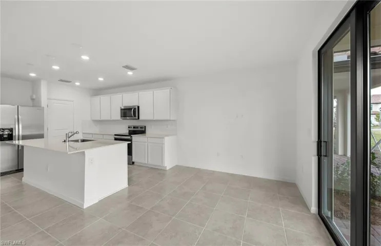 1671 Lake Jessup Cir, Cape Coral Fl 33909