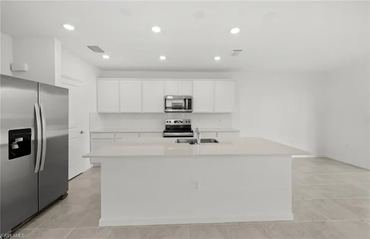 1671 Lake Jessup Cir, Cape Coral Fl 33909