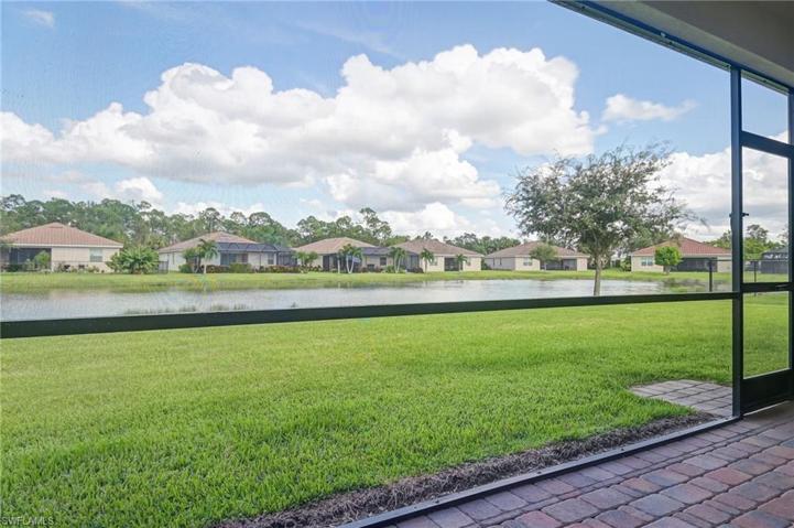 Plenty of space for pool and fence