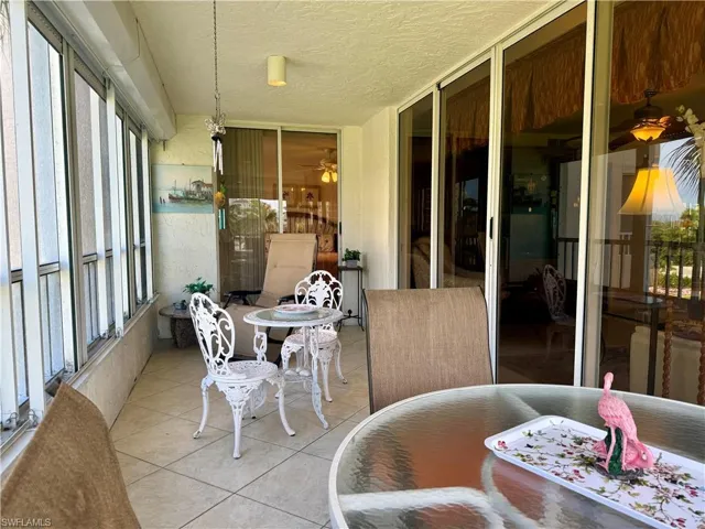 11118  Gulf Shore  DR, Naples, FL 34108