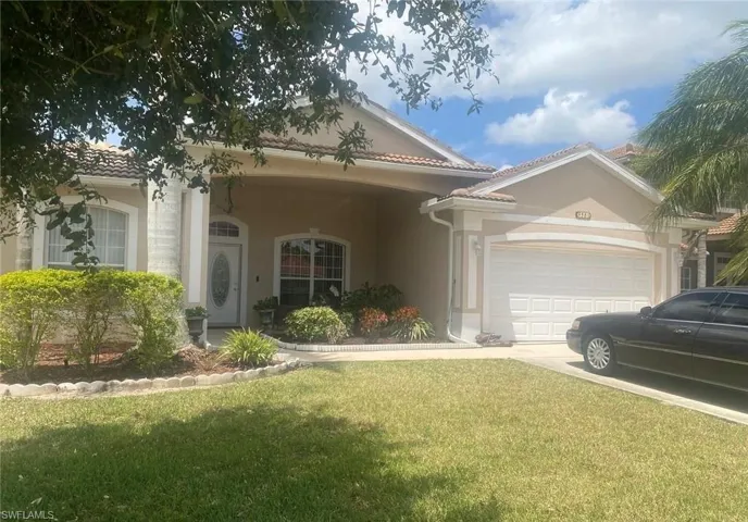 9561 Blue Stone Cir, Fort Myers, Florida 33913