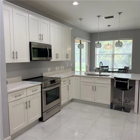 9561 Blue Stone Cir, Fort Myers, Florida 33913