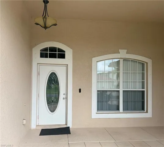 9561 Blue Stone Cir, Fort Myers, Florida 33913