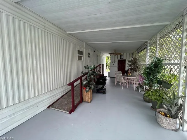 857 Manatee Rd, Naples, Florida 34114