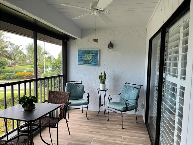 4300 Belair Ln 9, Naples, Florida 34103