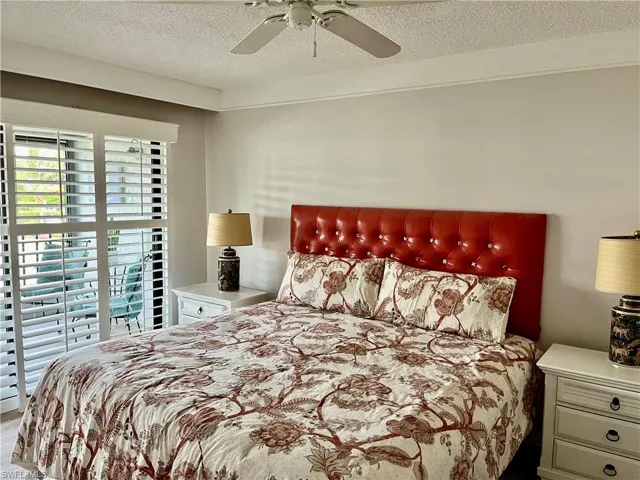 4300 Belair Ln 9, Naples, Florida 34103
