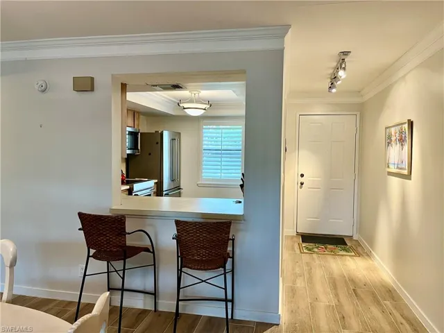 4300 Belair Ln 9, Naples, Florida 34103