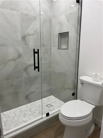 4300 Belair Ln 9, Naples, Florida 34103