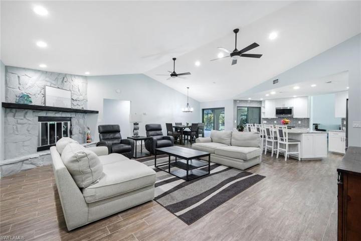 Living room 1