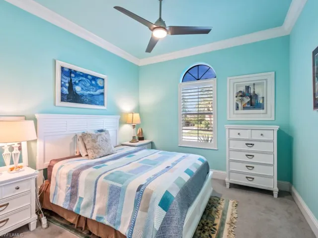 Ensuite guest bedroom facing front of house
