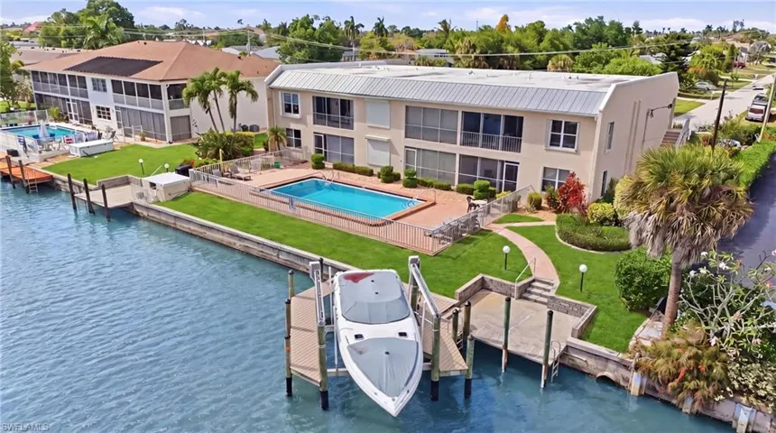 912 Se 46th St 201, Cape Coral, Florida 33904