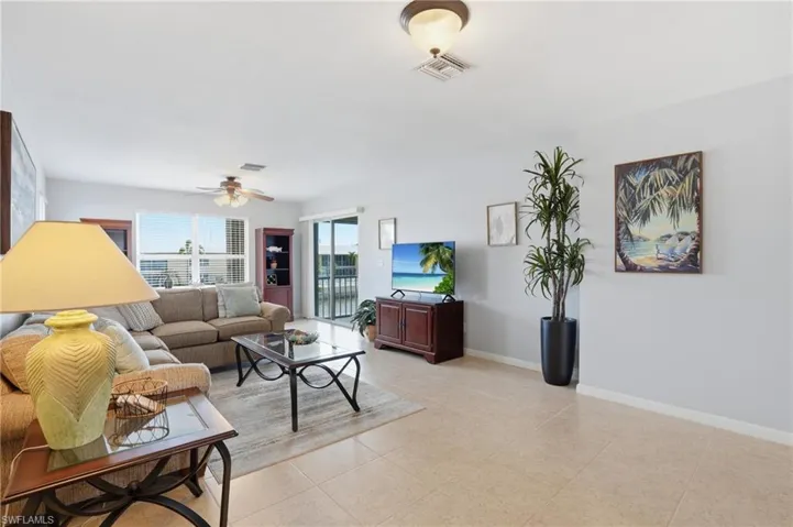 912 Se 46th St 201, Cape Coral, Florida 33904