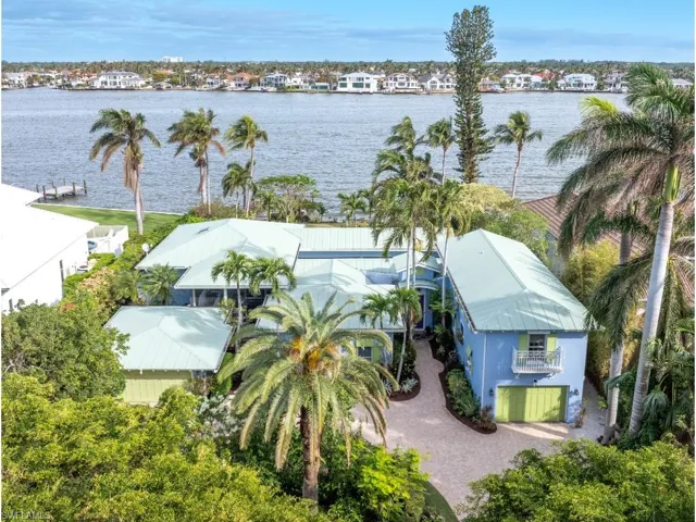 1875  8th S ST, Naples, FL 34102