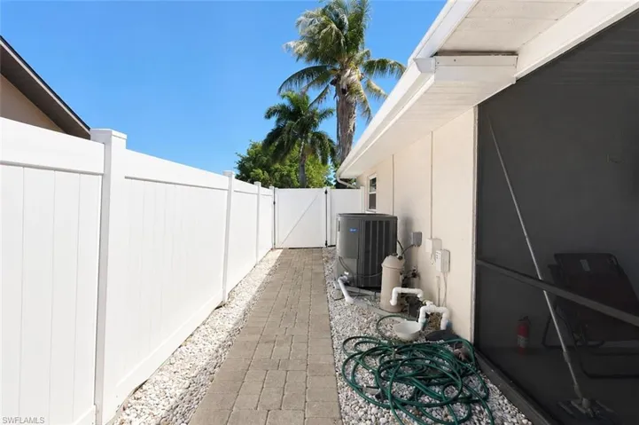 1337 Ne Van Loon Ter, Cape Coral, Florida 33909