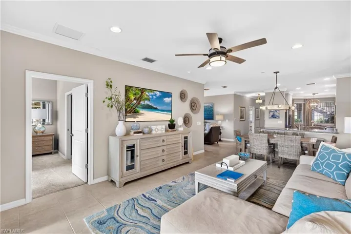 9366  Pocida  CT, Naples, FL 34119
