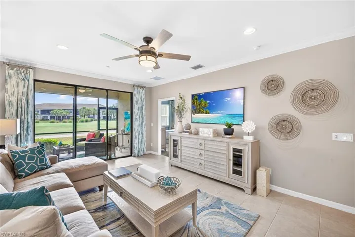 9366  Pocida  CT, Naples, FL 34119