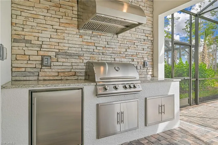 13699 Blue Bay Cir, Fort Myers, Florida 33913